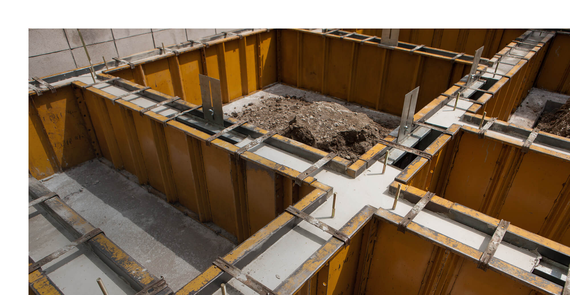 経験が生む、確かな技術で建物の基礎を築きます